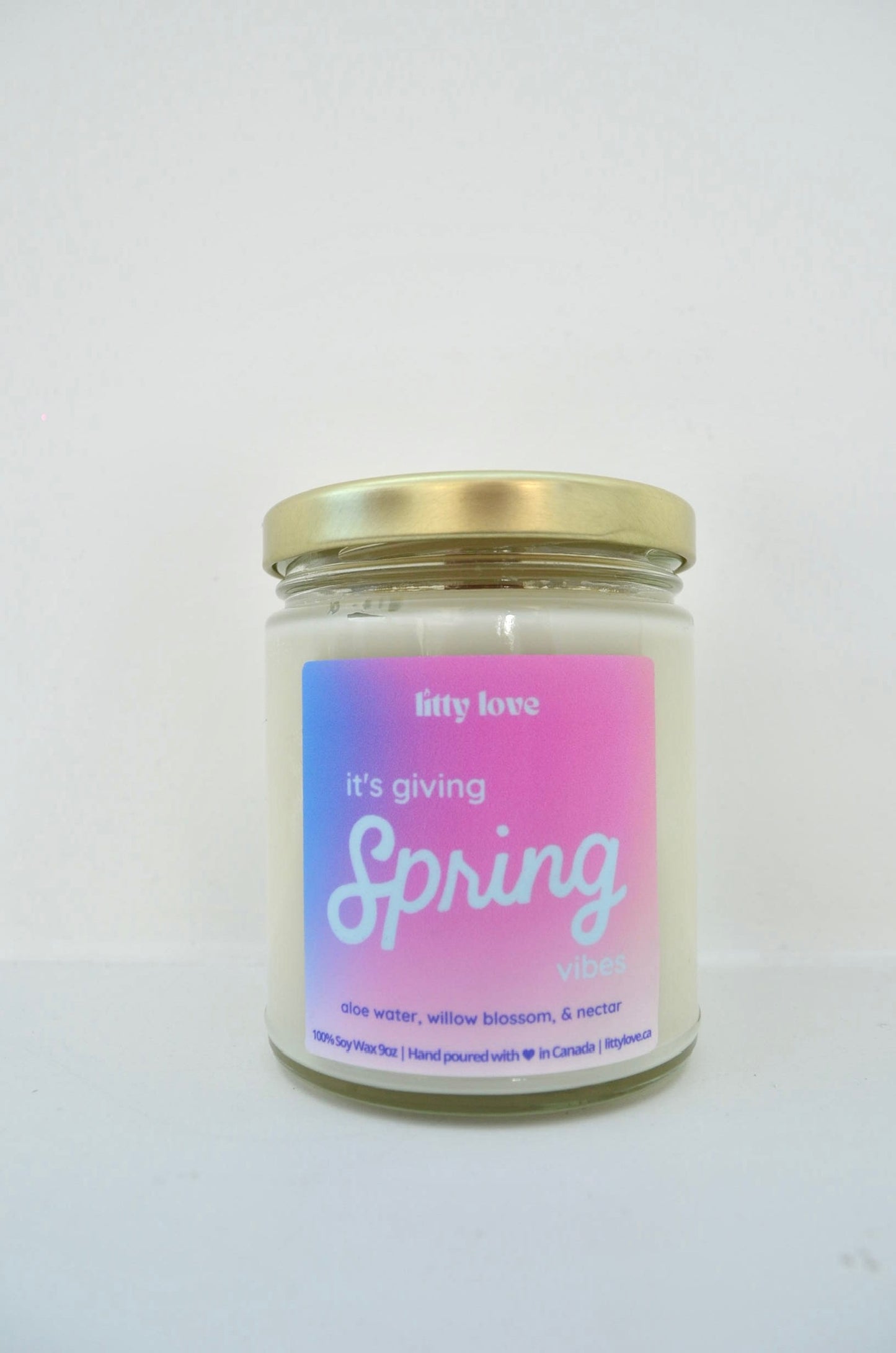 its giving spring 9oz candle jar