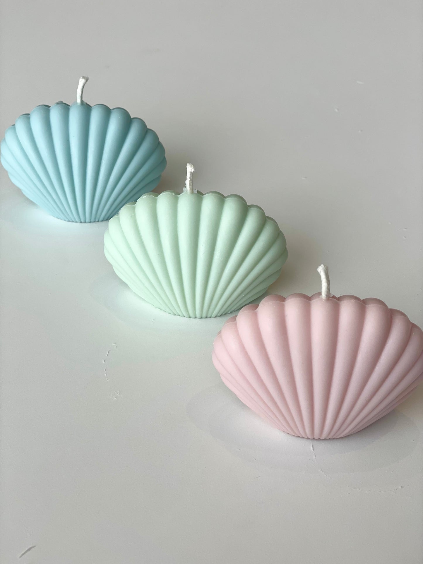 Seashell moulded candle